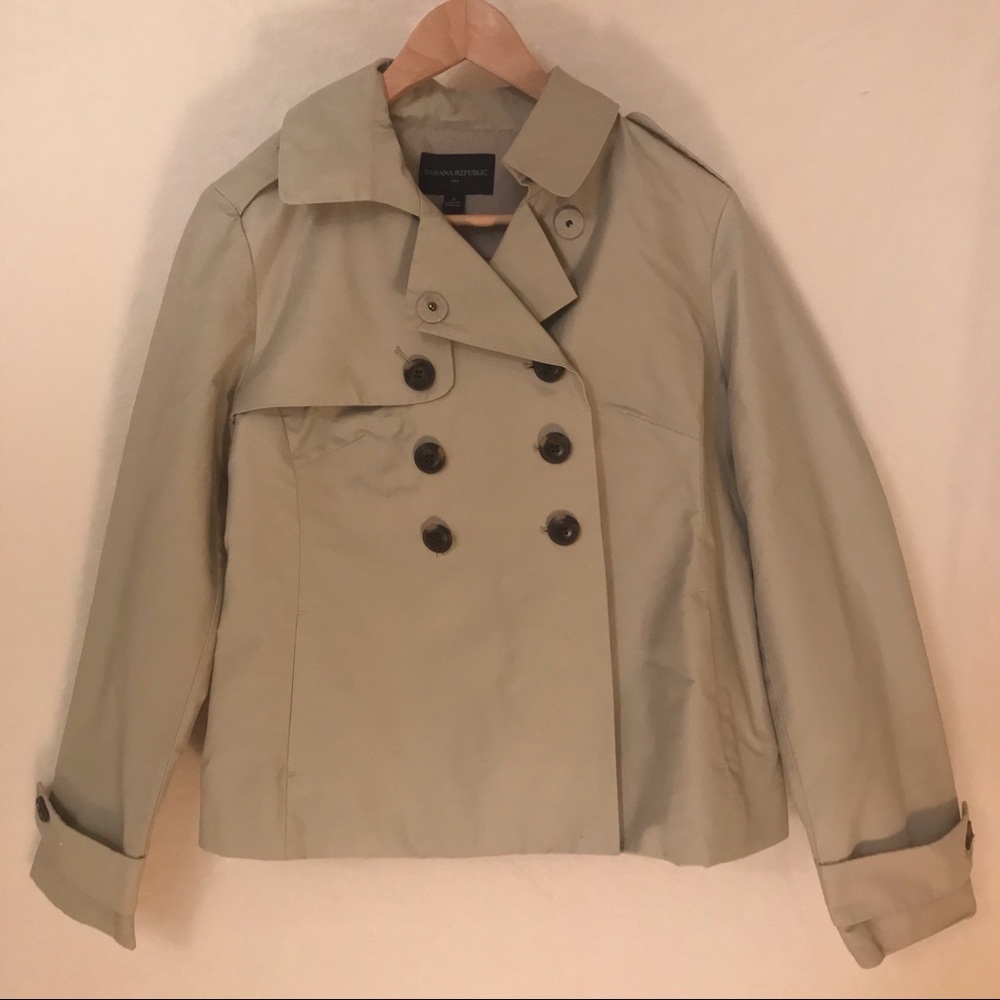 Banana Republic short rain coat - medium